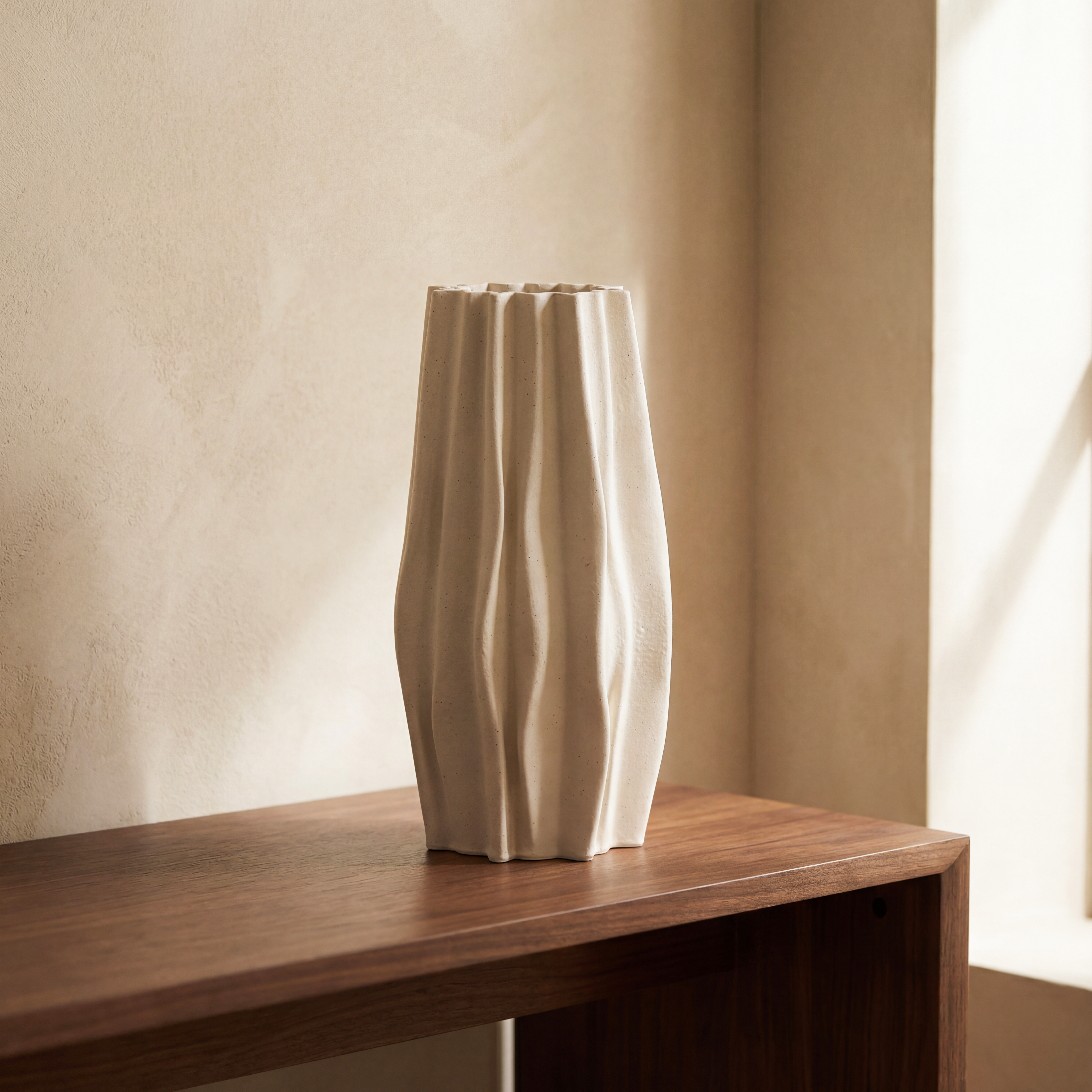 FERN Cream Specked Vase 30cm